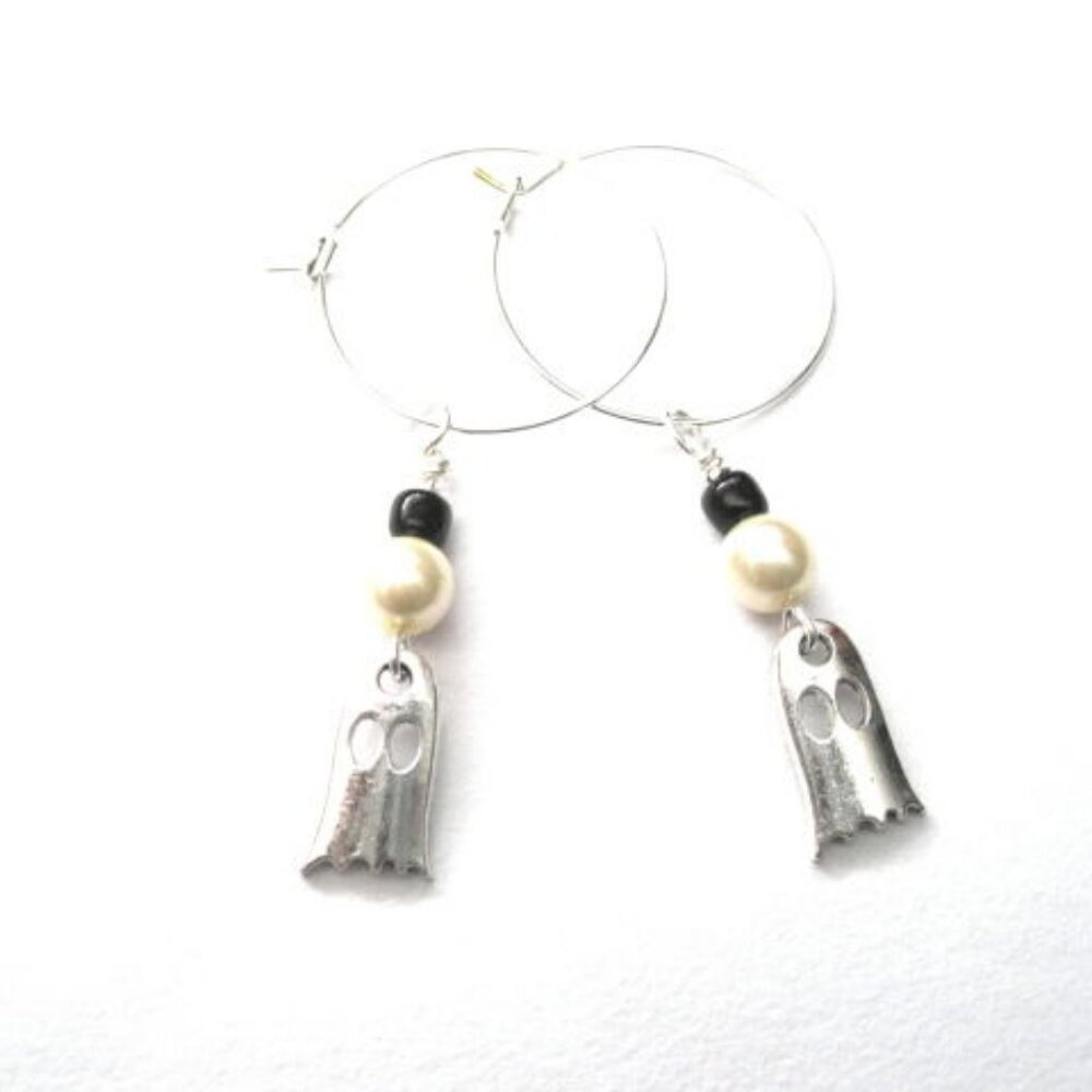 Ghost Pearl Hoop Earrings - Picture 2 of 2